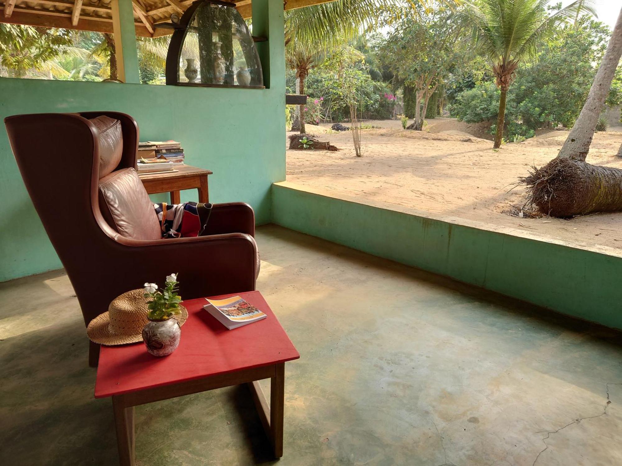 Rundbungalow Auf Lionsrest Grand-Bassam Extérieur photo